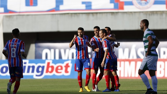 Com quatro gols de Gilberto, Bahia goleia o Altos e assume ponta do Grupo A